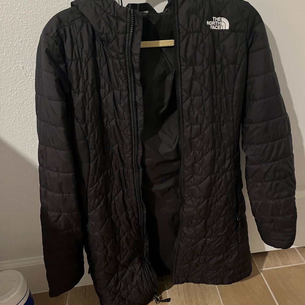 North face black small jacket